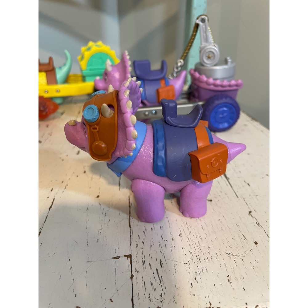 Disney Jr Dino Ranch Toys Lot Action Figures Dinosaurs Chariot Ranchers Cart - Picture 8 of 11